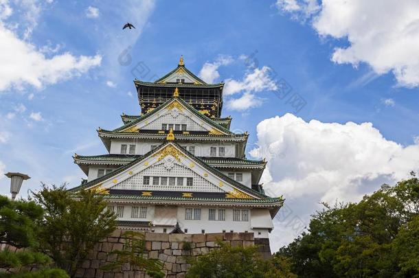 大阪城堡采用大阪,著名的位采用黑色亮漆
