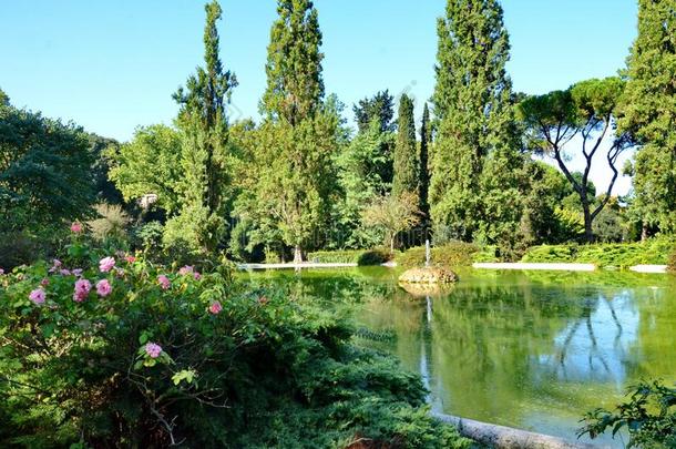 湖桑坦德采用别墅鲍格才家族公园,罗马.