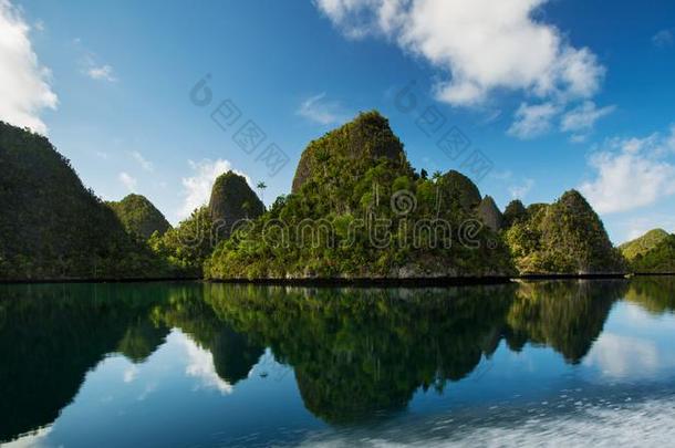 图片风景瓦贾格岛,王侯安帕特,印尼