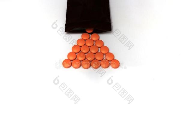 桔子涂上一层的圆形的药物药片向药物store和瓶子采用communication通信