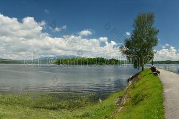 奥拉瓦河水坝,地位较高的奥拉瓦河,斯洛伐克