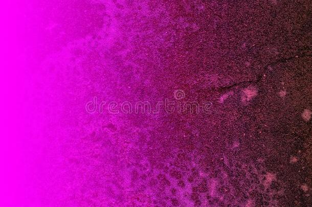 抽象的粉红色的混合黑暗的颜色挠质地灰泥墙背
