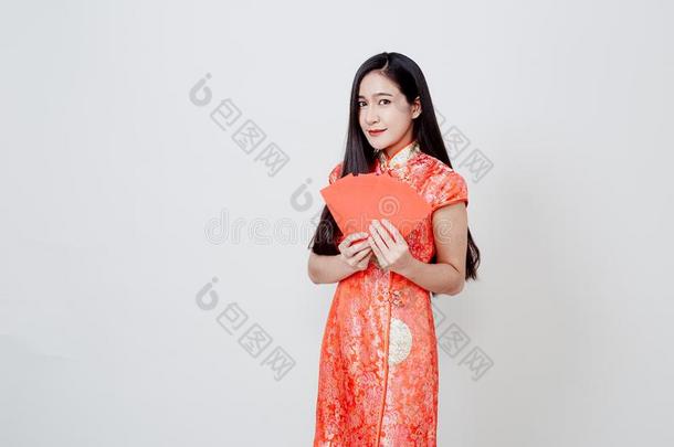 亚洲人女人衣服传统<strong>的旗袍</strong>向白色<strong>的</strong>