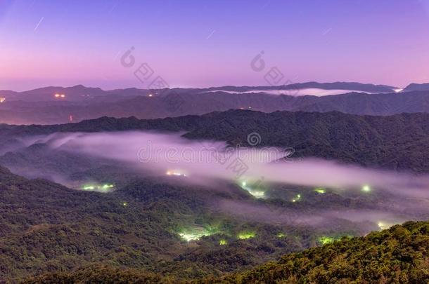 日出风景关于山