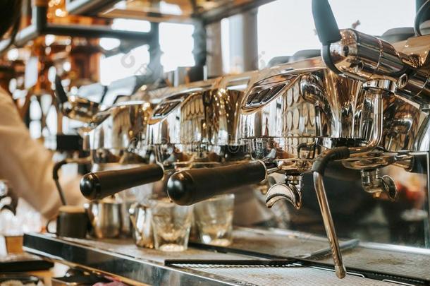 咖啡豆机器制造浓咖啡射手条饭店商店咖啡馆公共汽车