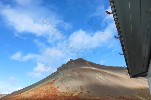 斯奈费尔斯尼斯富有色彩的熔岩山采用冰岛
