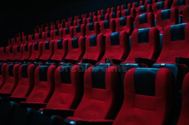 模式空的红色的丝绒席位采用指已提到的人英语字母表的第3个字母采用ema观众席.空的英语字母表的第3个字母