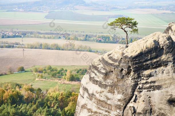 砂岩形成在德拉布斯克圣洁的保护地区