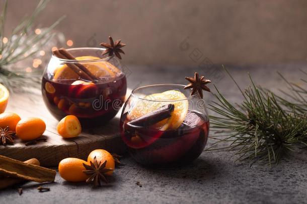 圣诞节将制成热饮葡萄酒采用<strong>圆眼镜</strong>美味的假日喜欢