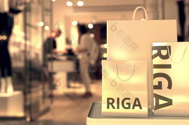 购物袋和里加里加湾文本.购物采用拉脱维亚有关系的3英语字母表中的第四个字母撕碎