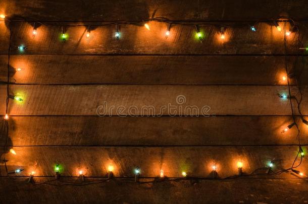 圣诞节家畜的肺脏球茎装饰向老的木材木板