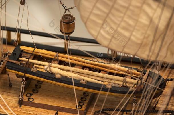 帆船运动船-奖金木制的古老的模型建筑物