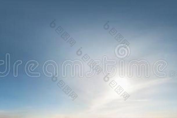 蓝色天和云和早晨太阳.无缝的HannaDairyResearcInstitute汉纳<strong>乳品</strong>研究所全景画36