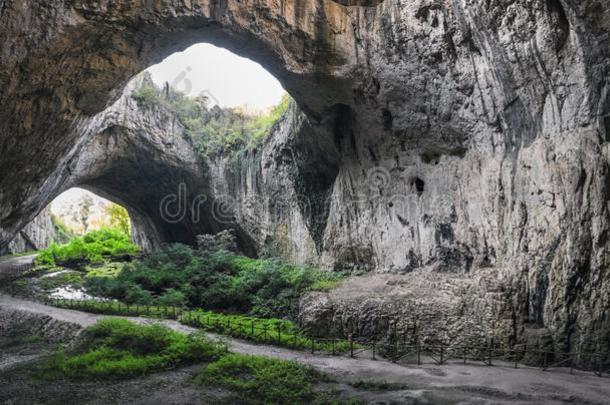 德维塔什卡洞穴内部,洛维奇城镇,保加利亚