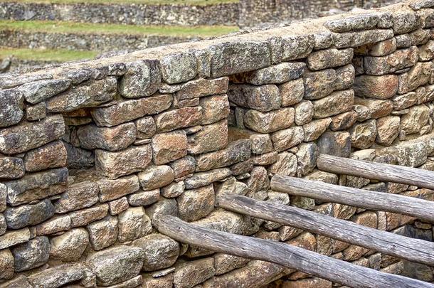 马丘比丘,秘鲁-墙和梁形成石工工程和伍德沃