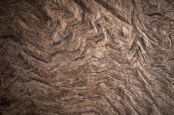 表面关于破裂老的木材质地.酿酒的木材质地后面