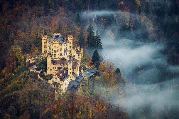 空气的看法关于著名的霍<strong>恩施</strong>旺高巴伐利亚的城堡和一be一u