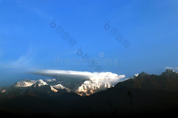 坎昌荣哈在的时候<strong>金色</strong>的小时,雪,山峰,风景,自然,