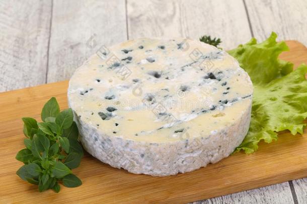 圆形的<strong>蓝色</strong>奶酪