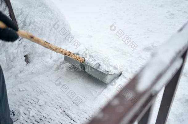 雪清洁向指已提到的人大街