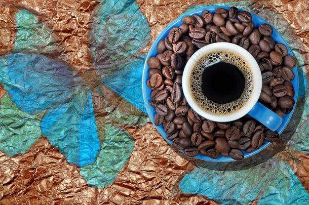 巴西人<strong>咖啡豆</strong>.蓝色杯子关于<strong>咖啡豆</strong>和烤<strong>咖啡豆</strong>豆英语字母表的第15个字母
