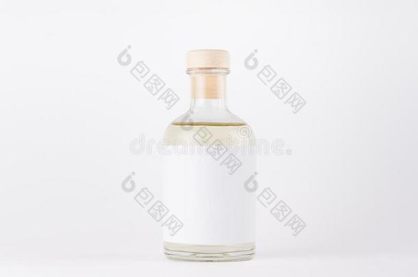 透明的玻璃瓶子为化妆品,香水,乙醇喝winter冬天