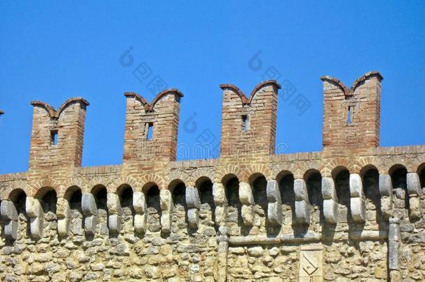 维果烯中古的城堡部分关于指已提到的人最美丽的意大利人硼