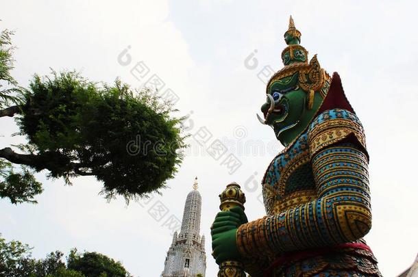 一大大地ThaiAirwaysInternational泰航国际AirwaysIntern在ional泰航国际巨人雕像在指已提到