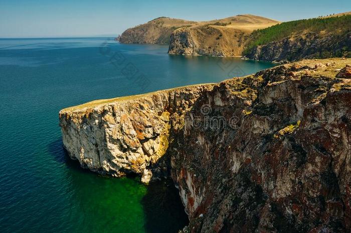 看法在上面大的美丽的湖贝加尔湖湖俄罗斯帝