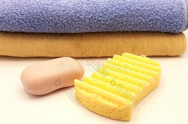 阵雨毛巾,自然的洗手间肥皂和身体毛巾