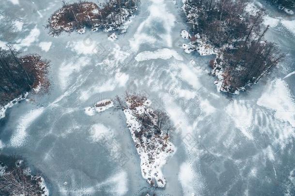 雄蜂空气的看法关于冷冻的柯基莱湖