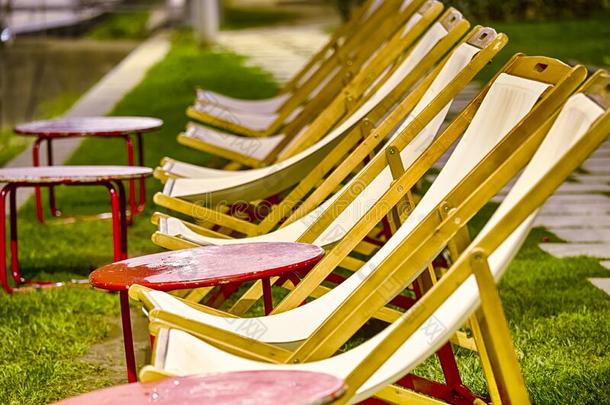 静止的椅子采用波尔图城市采用葡萄牙在黄昏
