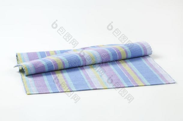 富有色彩的有条纹的棉餐具垫