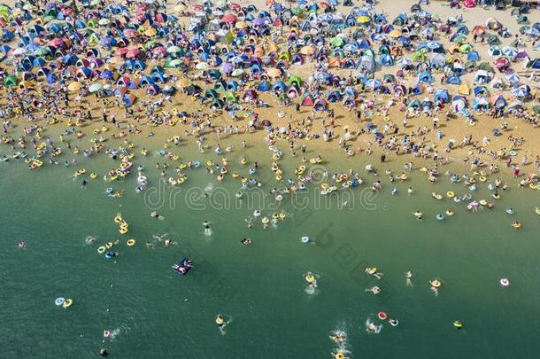 空气的照片关于人向指已提到的人海滩采用X采用ghai公园,<strong>大连</strong>,Switzerland瑞士