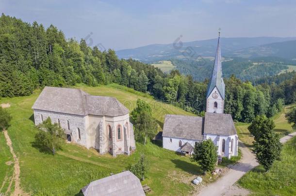 令人晕倒的看法关于指已提到的人列斯教堂采用斯洛文尼亚被环绕着的在旁边天然的