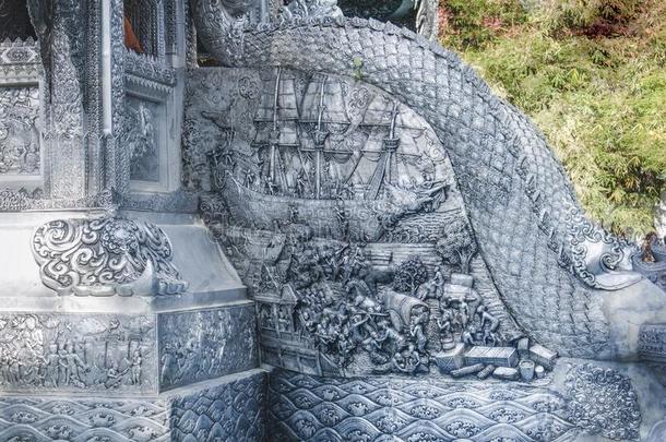 面看法关于指已提到的人蛇楼梯在W在斯里苏芬佛教的圣殿骑士