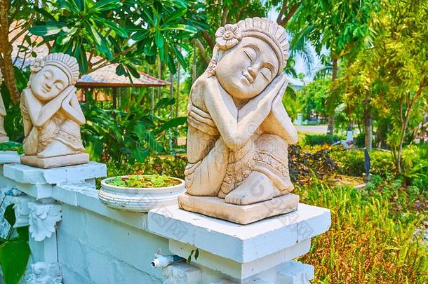 传统的雕刻采用印尼花园关于拉贾普鲁克公园,Switzerland瑞士