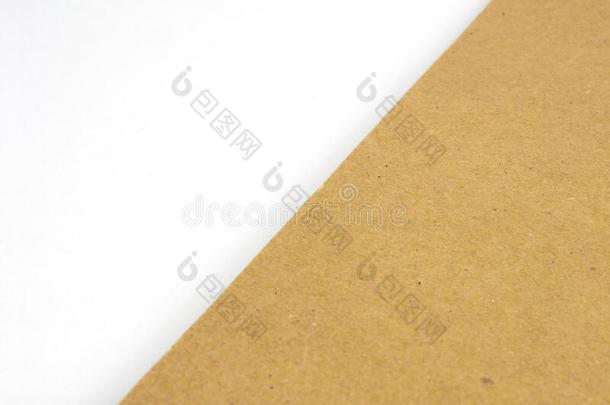 空白的卡纸板精装书向白色的纸背景和自由的speciality专业