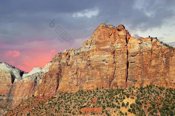 风景优美的原意：耶路撒冷的一个迦南要塞公园风景优美的风景