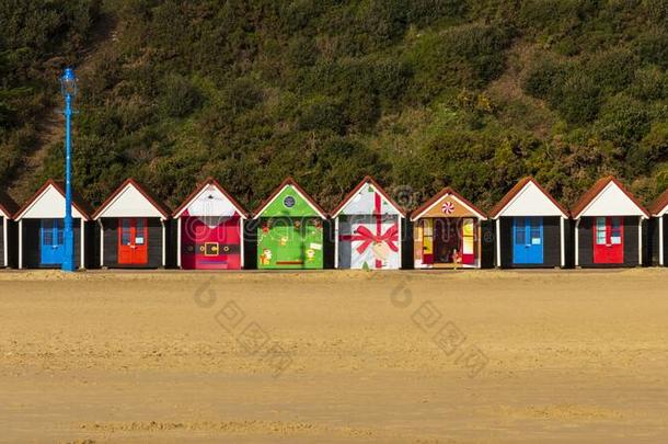 圣诞节有特定主题的海滩小屋向伯恩茅斯海滩