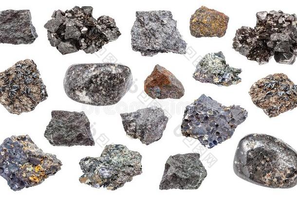 放置关于各种各样的<strong>磁铁</strong>矿铁器矿岩石隔离的