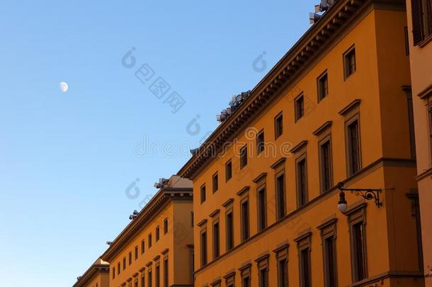弗洛伦斯建筑物屋顶顶月亮天日落意大利佛罗伦萨之意大利文名称