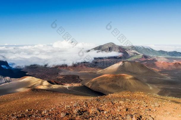 宏伟的看法关于火山口采用Haleakala国家的公园andHaleakalaVolcanoontheHammondAmbasso