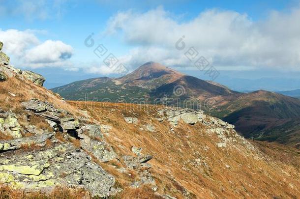 登上哈弗拉或霍韦尔拉山,乌克兰喀尔巴阡山山