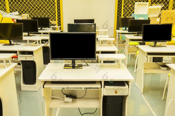 计算机教室,互联网咖啡馆