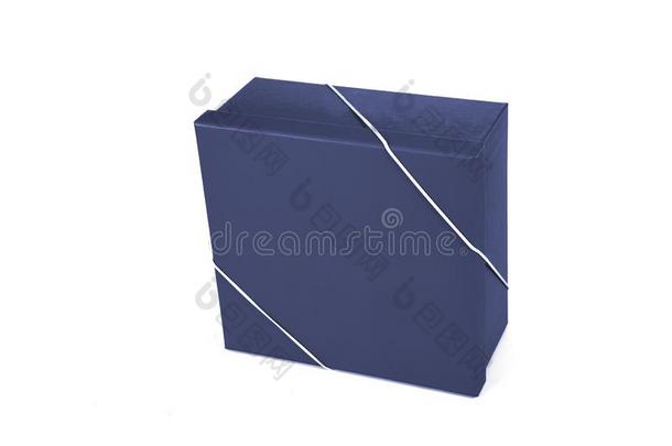 美丽的蓝色赠品盒和关闭着的盖子和面看法和空间