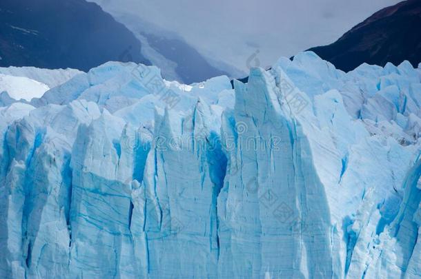 冰河精通各种绘画、工艺美术等的全能艺术家莫雷诺,国家的公园Los一ngeles的简称冰川,巴塔哥尼亚,一