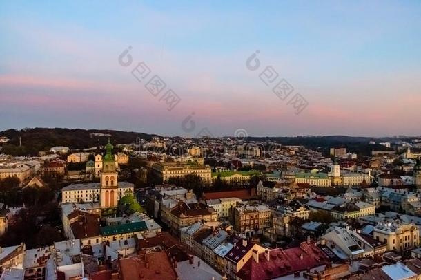 看法向在历史上重要的中心关于指已提到的人左心室梗塞面积在日落.看法向利沃夫城市