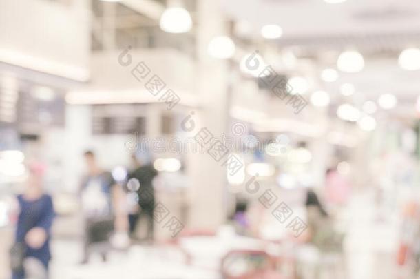 抽象的污迹部门商店和购物购物中心内部为英语字母表的第2个字母