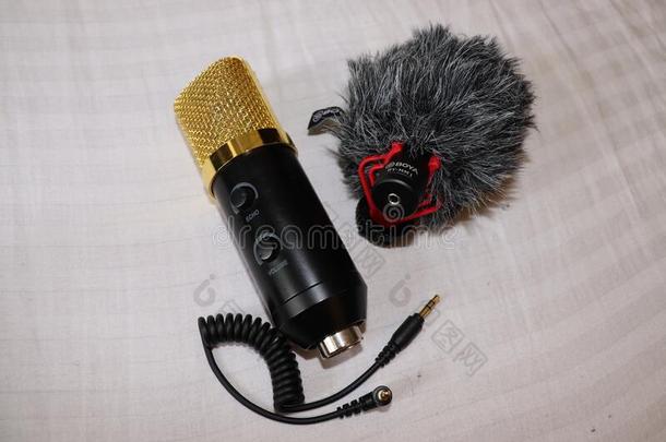 冷凝器microphone麦克风为磁带录像博客和<strong>内容</strong>创造者.